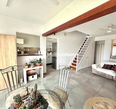 Appartement - 85 m² - 4 pièces