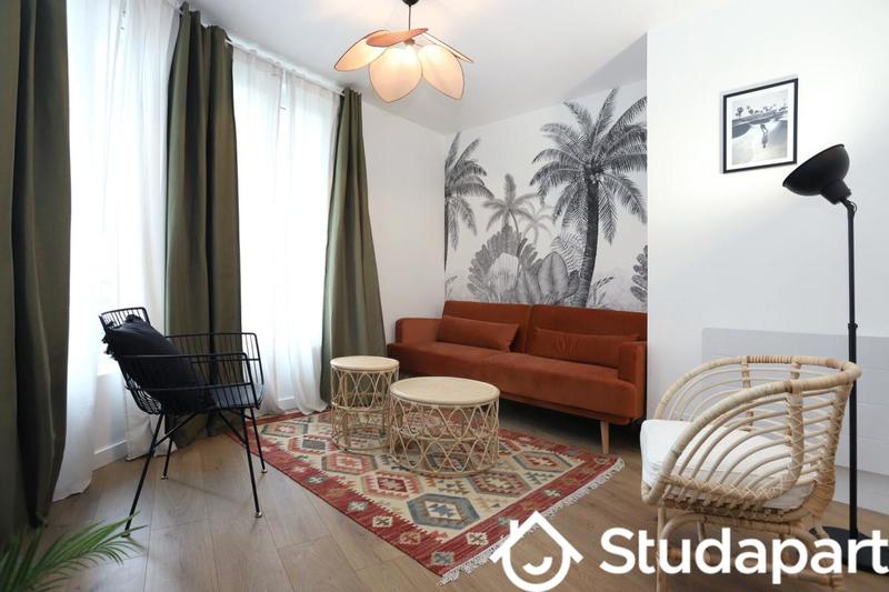 Chambre - 11 m² - 1 pièce