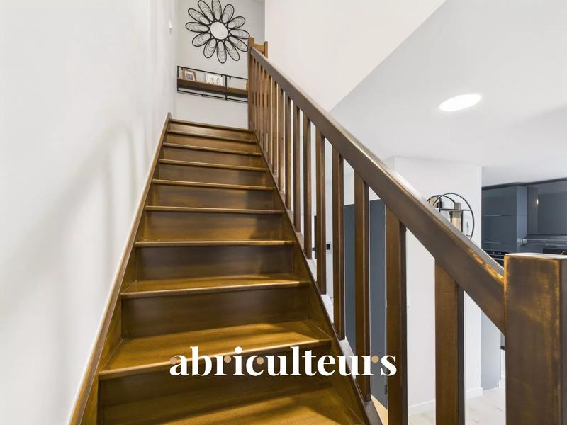 Maison - 100 m² - 6 pièces