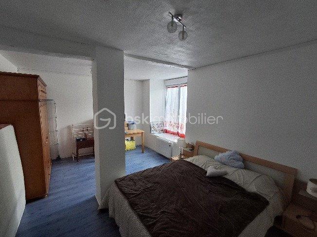 Maison ancienne - 304 m² - 7 pièces