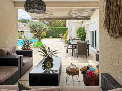 Villa - 170 m² - 5 pièces