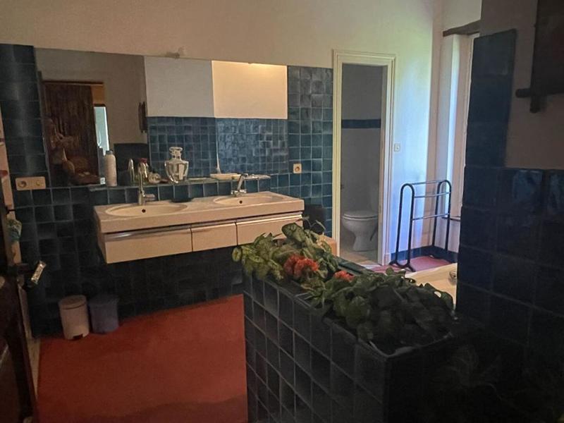 Demeure - 670 m² - 20 pièces