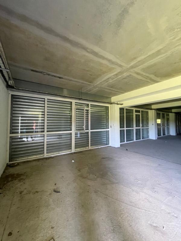 Local commercial - 580 m²