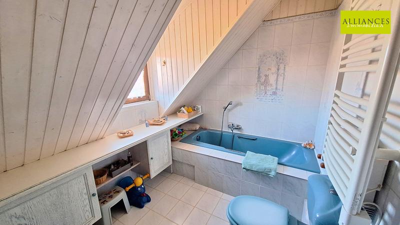 Maison - 127 m² - 6 pièces