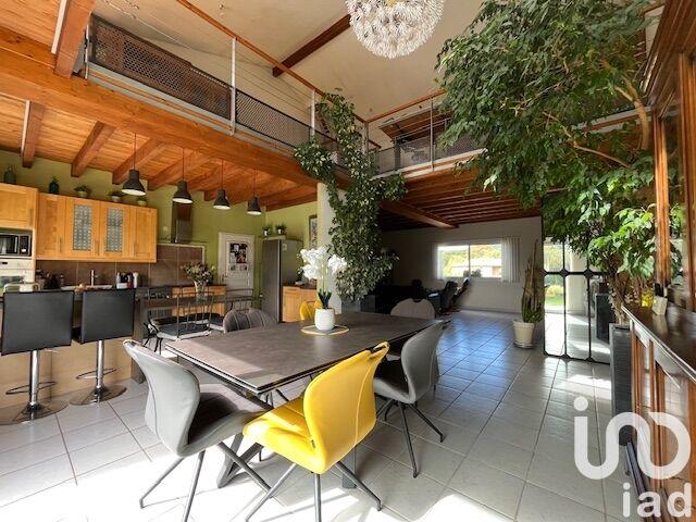 Maison - 190 m² - 6 pièces