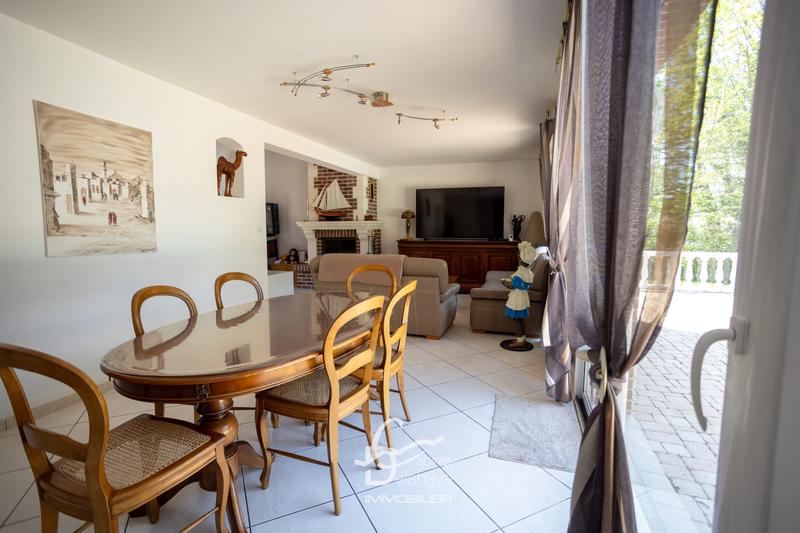 Maison - 167 m² - 5 pièces