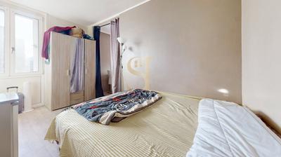 Appartement - 82 m² - 5 pièces