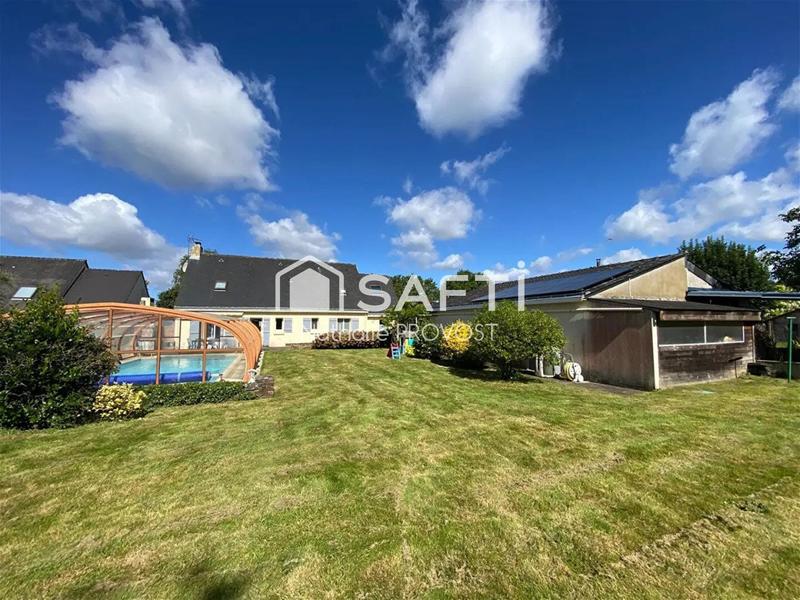 Maison - 162 m² - 8 pièces