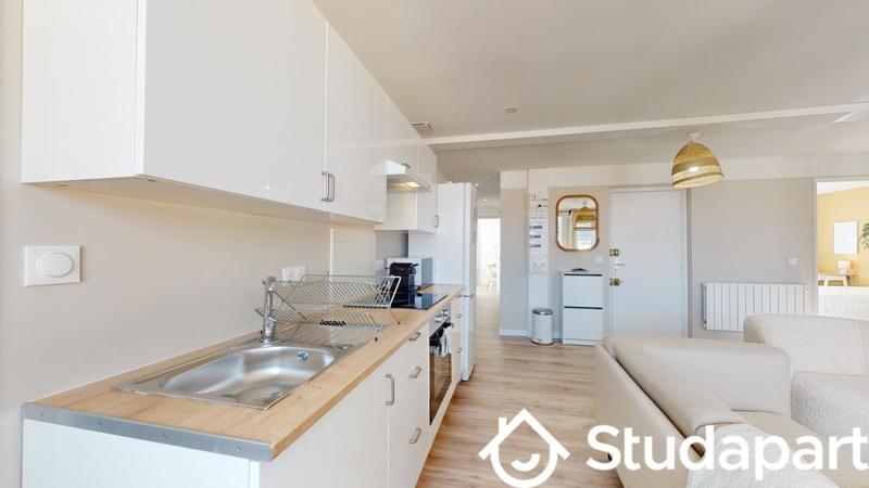 Chambre - 11 m² - 1 pièce