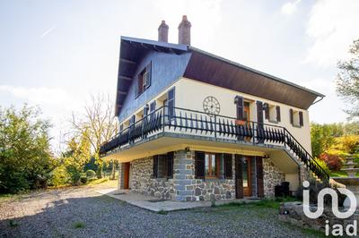 Maison - 180 m² - 7 pièces
