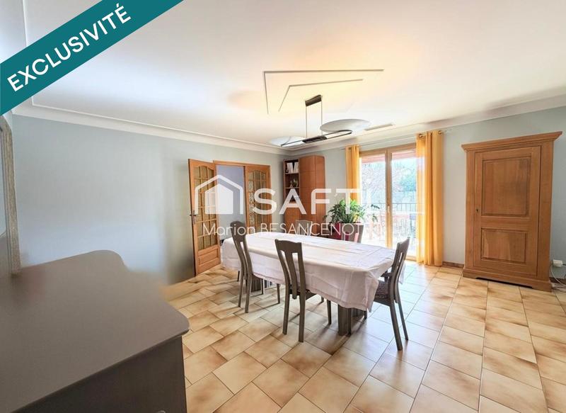 Villa - 212 m² - 7 pièces