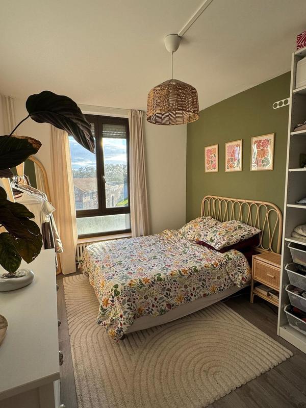 Appartement - 70 m² - 4 pièces