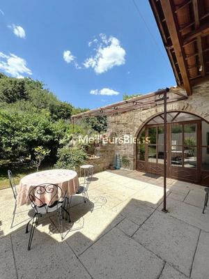 Propriété - 115 m² - 6 pièces