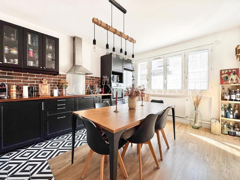 Appartement - 65 m² - 3 pièces