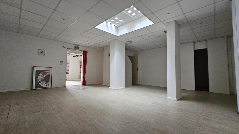 Maison ancienne - 210 m² - 7 pièces