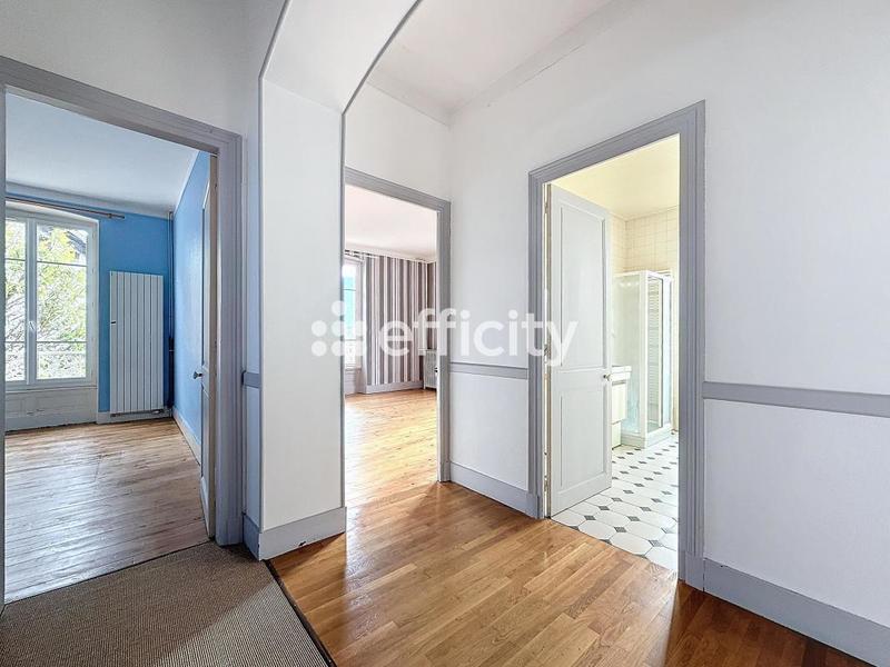 Maison bourgeoise - 278 m² - 10 pièces