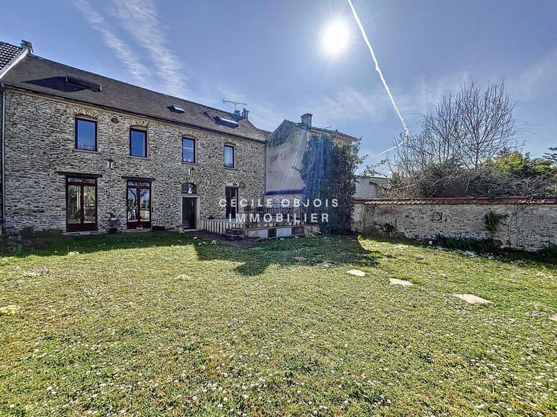 Maison - 189 m² - 6 pièces