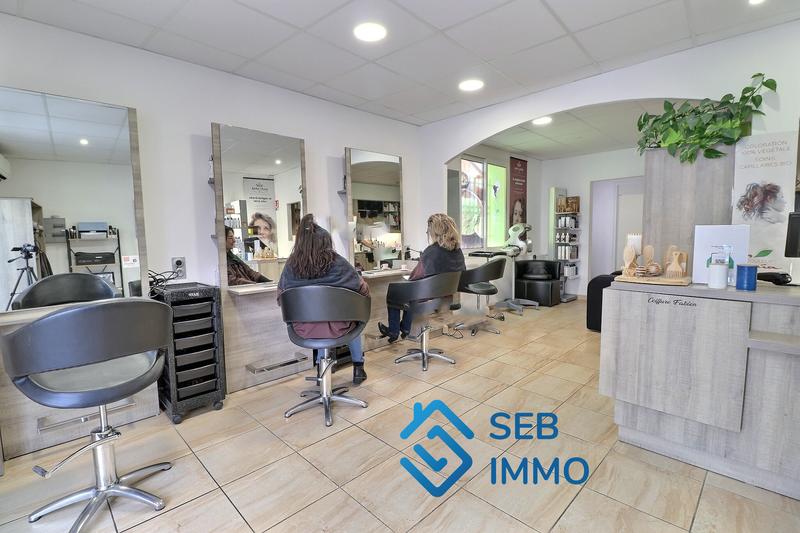 Local commercial - 129 m² - 5 pièces