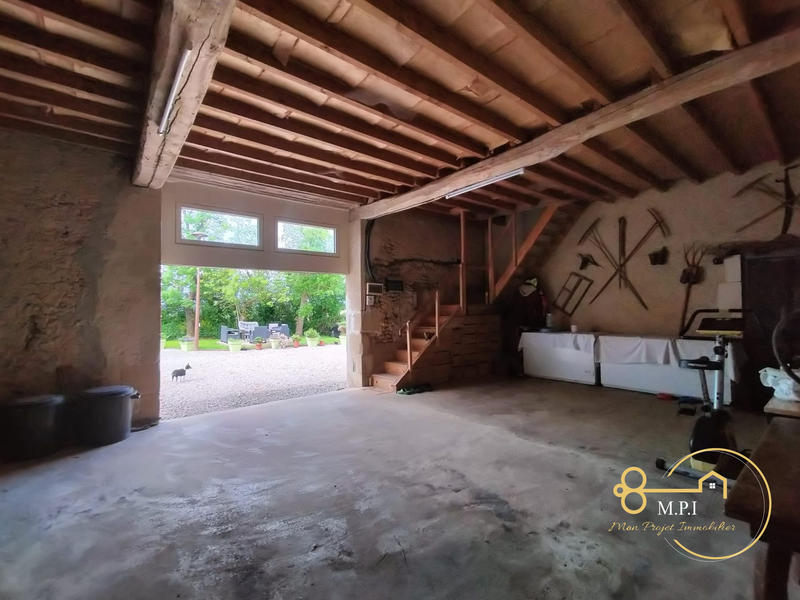 Maison - 175 m² - 9 pièces