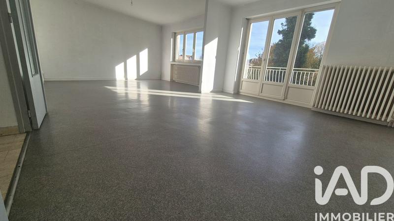 Maison - 180 m² - 9 pièces