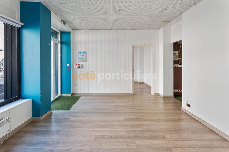 Local commercial - 66 m² - 3 pièces