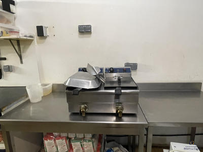 Fonds de commerce - Local commercial - 75 m²