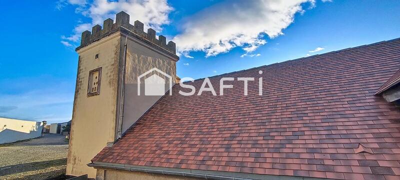 Maison - 363 m² - 12 pièces