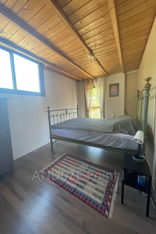 Maison - 207 m² - 7 pièces