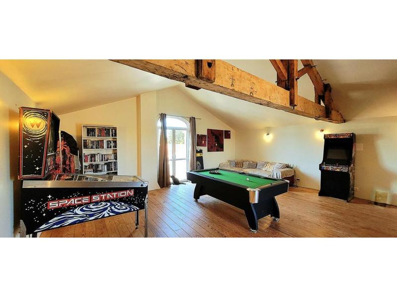 Maison - 168 m² - 5 pièces