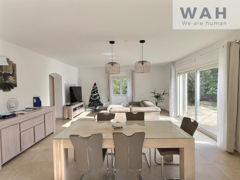 Propriété - 133 m² - 6 pièces