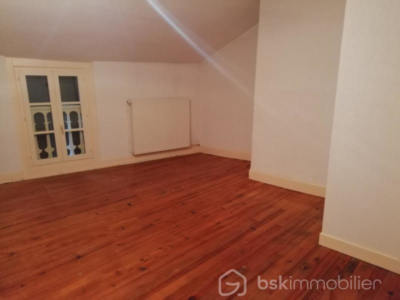 Maison ancienne - 161 m² - 7 pièces