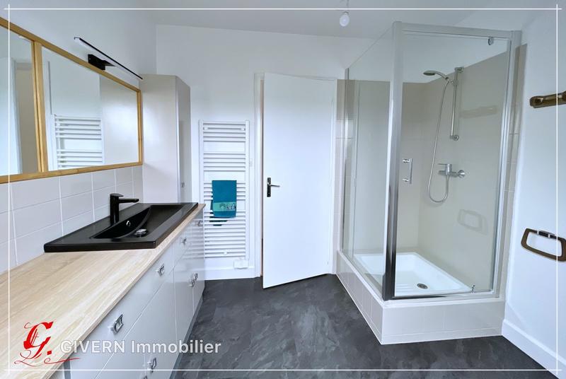 Maison ancienne - 229 m² - 10 pièces