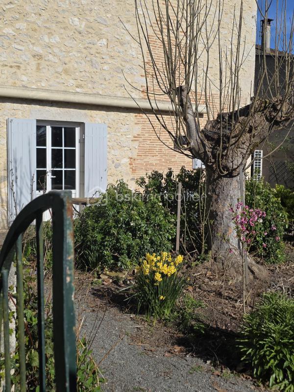 Maison en pierre - 130 m² - 5 pièces