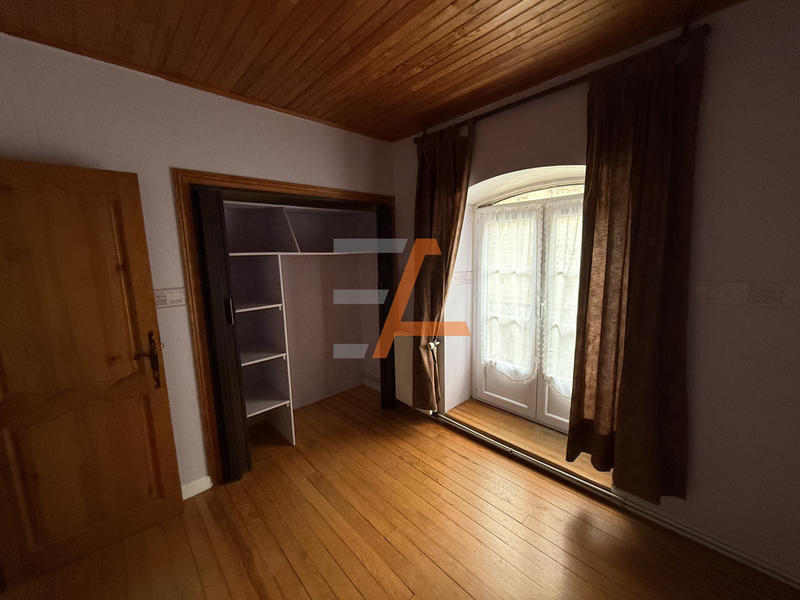 Maison de village - 110 m² - 5 pièces