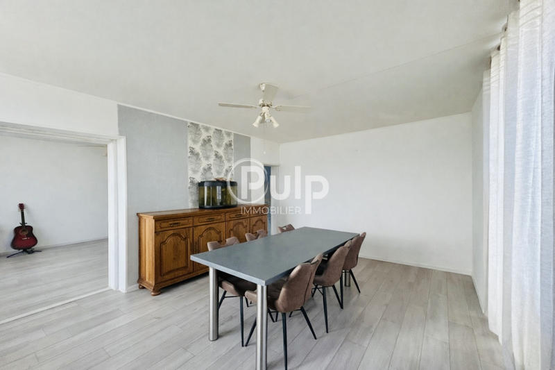 Maison - 107 m² - 6 pièces