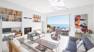 Maison - 271 m² - 7 pièces