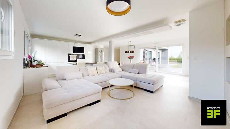 Maison - 142 m² - 5 pièces