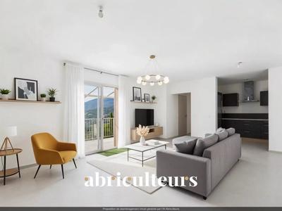 Appartement - 95 m² - 4 pièces