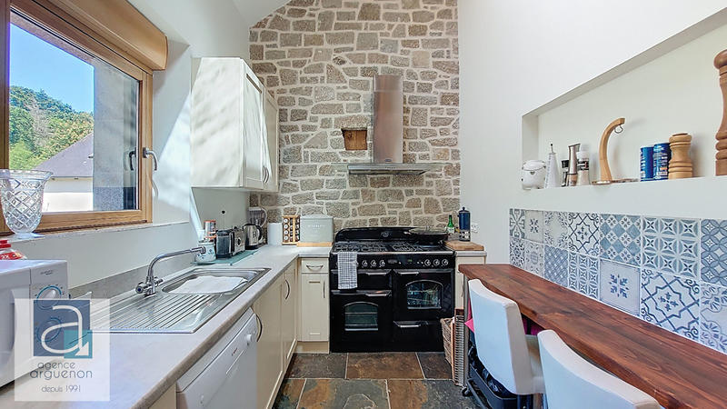 Maison - 224 m² - 7 pièces