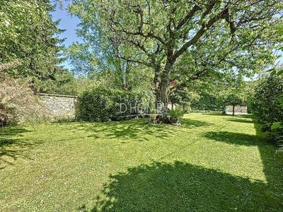 Maison bourgeoise - 150 m² - 8 pièces