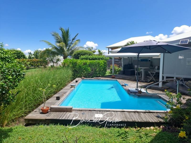 Maison - 111 m² - 4 pièces