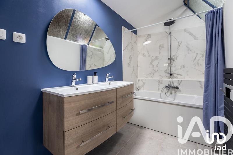 Maison - 180 m² - 13 pièces