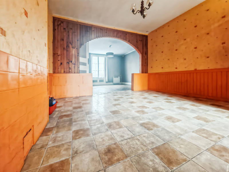 Maison - 94 m² - 5 pièces