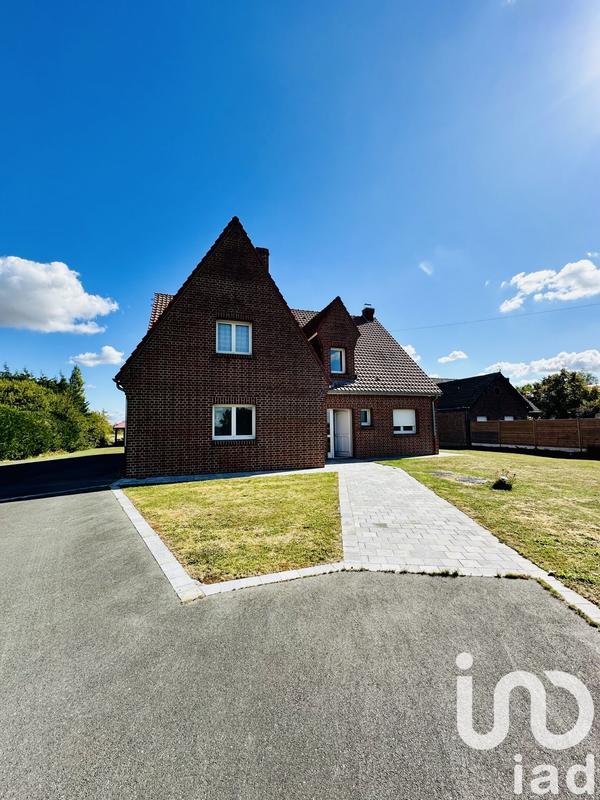 Maison - 180 m² - 8 pièces