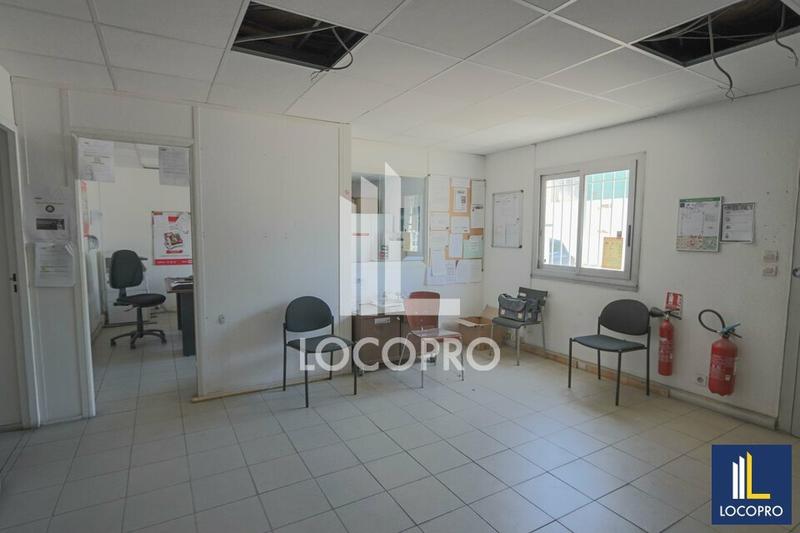 Local d'activité / Entrepôt - 446 m²