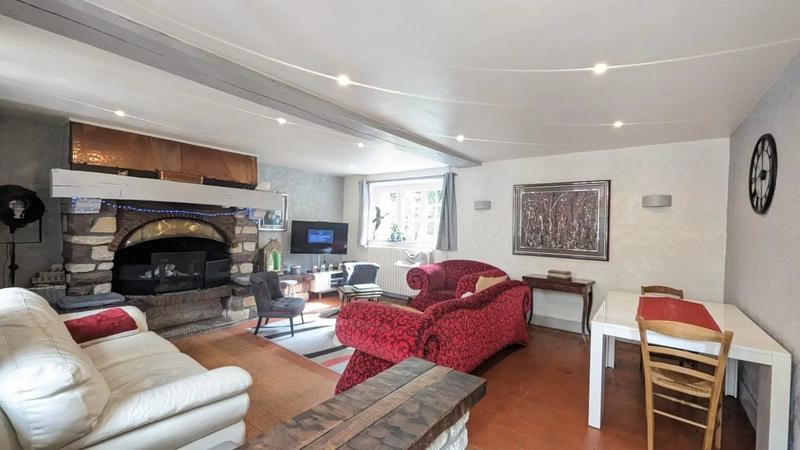 Maison - 183 m² - 6 pièces