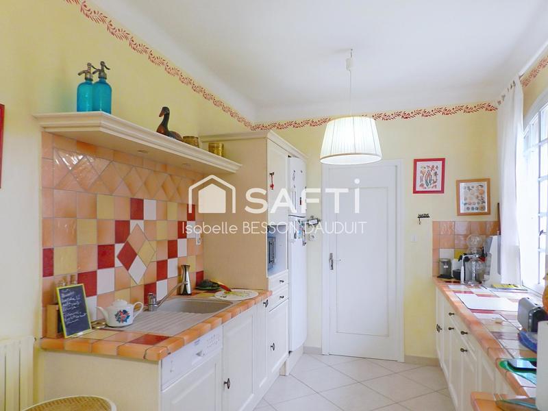 Maison - 189 m² - 6 pièces