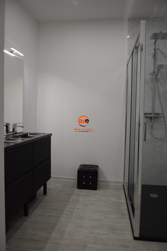 Maison - 182 m² - 6 pièces