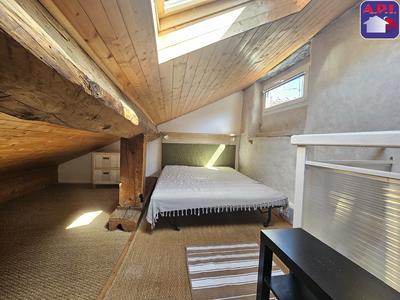 Duplex - 16 m² - 2 pièces