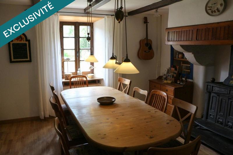 Maison - 207 m² - 9 pièces